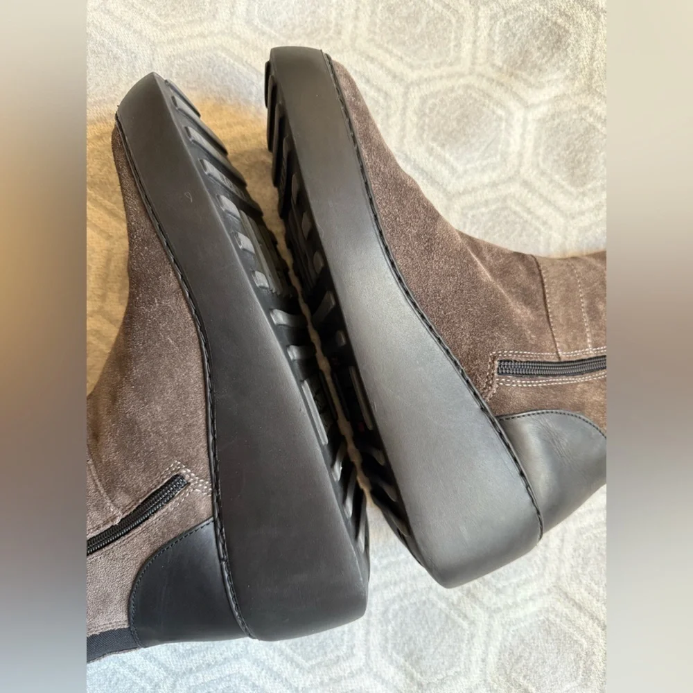 Fly London Doxe Anthracite | Black Suede Wedge Ankle Boots | Size 10 US 41 EU